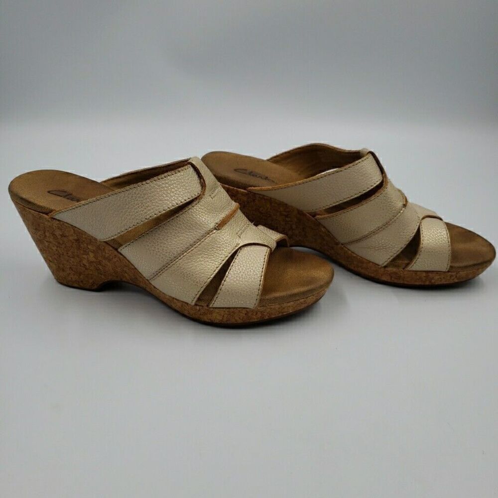 Clarks Womens Gold Leather Cork 3" Wedge Sandals Comfort Heels 8.5 Liz Ventura